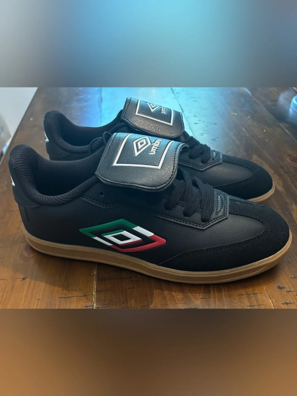 Retro Umbro Black Soccer Sneakers Size 6  NWT
